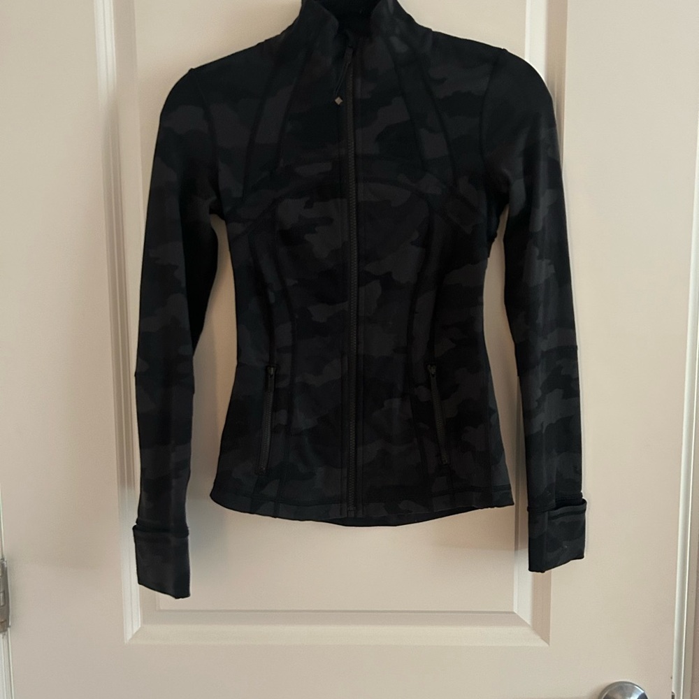 lululemon athletica Black Camouflage Utility Jacket
